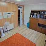Friendly Apartment In The Suburb.