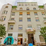 Bartok Boulevard Apartment By Nw