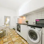 Charming Apartment In Damjanich Str., Lucas