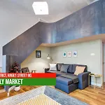Little Americas Kiraly Street Apartments