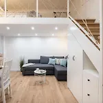 Mira Holiday Apartment
