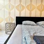 L8 Apartman