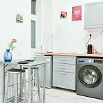 Peaceful Soho Apartment