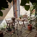 Birdnest Apartment