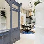 Kandallo Apartment