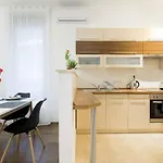Kazinczy 3 Jewish Hq Bedroom + Living With Balcony