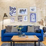 Historic Penthouse With Sauna & Jacuzzi @Downtown