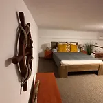 Goldcentral Apartment Danube