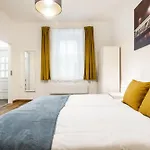 Quiet And Cozy Apartment Near The Danube