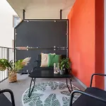 All You Need In Bp - Garage, Terraces, Aircon