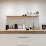 Minimal Loft - Pink Flamingo