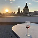 Budapest Top Apartment With Private 90 Sqm Rooftop, Free Parking And Air Condition