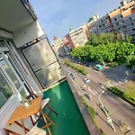 Andrew\'S Castle View Apartment