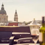 Opera Panoramic Penthouse Suite