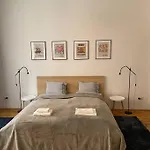 3 Bedroom Apartment By The Parliament