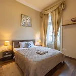 Warm & Cozy Central Home By Anna
