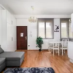 Fovam Apartment In Hear Of The City