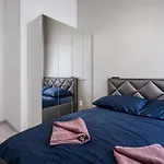 Kiraly 35 Luxury Apartment With Free Parking