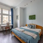 Explore Budapest From A Central Cozy Home & Sweet Retreat