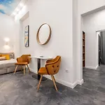 Elizabeth Apartment Deluxe