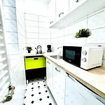 L4 City Centre Stylish Flat