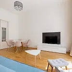 Budapest Central Suite - Michaelides Vienna Street Residences