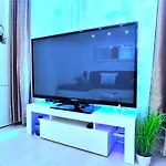 Isabella Budapest Apartment, 80M2 With Ac