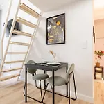 Kiskuza Apartment 6