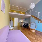 B Downtown Modern Apartment