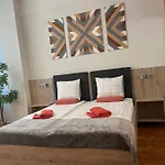 Paprika Apartment Studio
