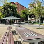 Green City Apartment Budapest - Free Garage, Ac, Wi-Fi, Balcony, Electric Blinds