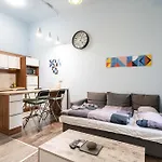 2Br Party District Apartment K29