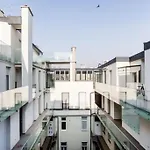 Karinflats Deluxe - The Cream Penthouse Apt