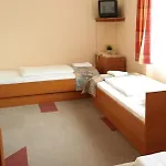 Transit Motel M0 M1 M7 M6