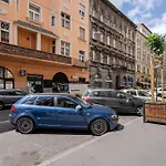 A20 - Boutique Apartment Best Location, By Bqa