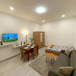 Central Private Apartment-7Pax
