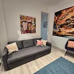 Damjanich 51- Lovely 3Bedroom Apartment