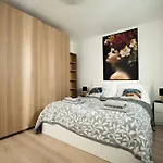Shm Apartments With Ac