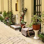 Urbannest Apartman - Free Garage!