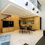 2 Bedroom W Ac Extravagant Gallery Loft By Newave Apartments