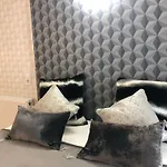 Corvin Apartment Near Semmelweis And Heimpal