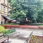 Ultra Central - Spacious - Noice