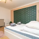 W19 Hostel