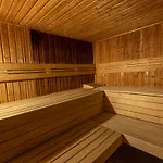 Lion\'S Garden Hotel