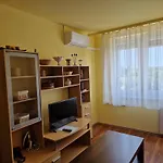 Margaret Apartment