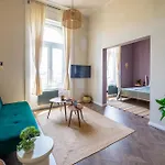 Budapest Central Artpark Suites