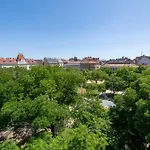 Budapest Central Artpark Suites