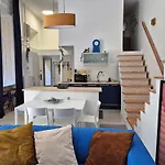 Eden\'S Golden Gallery Loft
