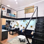 Goldcentral Apartment Neocity B6 - Next To New York Cafe
