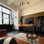 Astoria Central Home 1